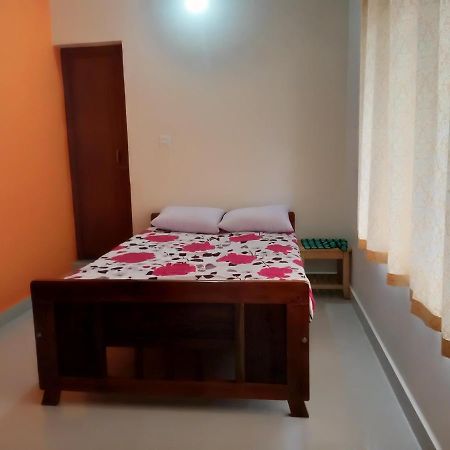 Krishna Kuteera Apartment Siddapura  ภายนอก รูปภาพ