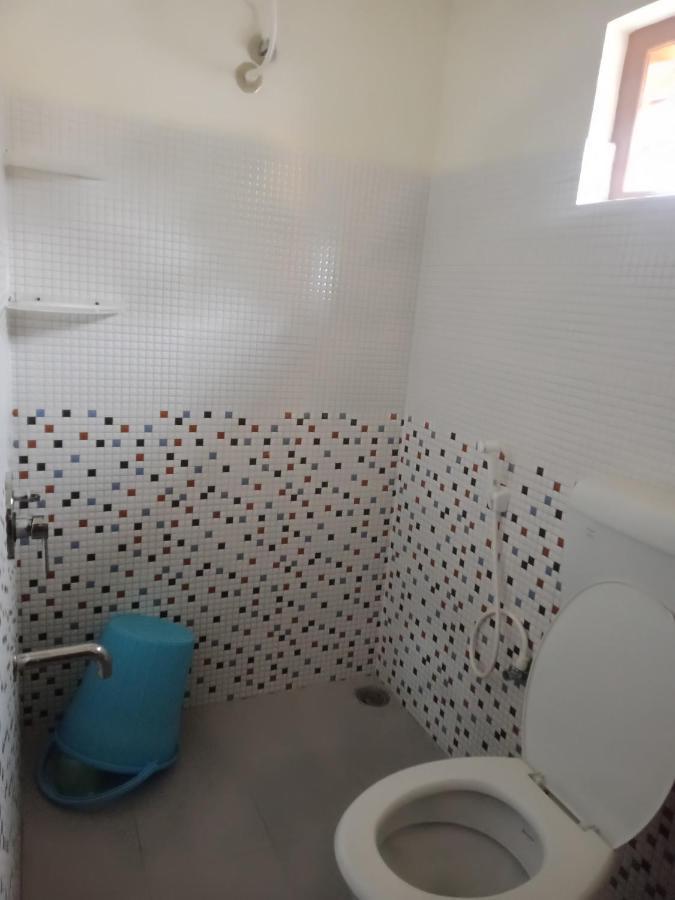 Krishna Kuteera Apartment Siddapura  ภายนอก รูปภาพ